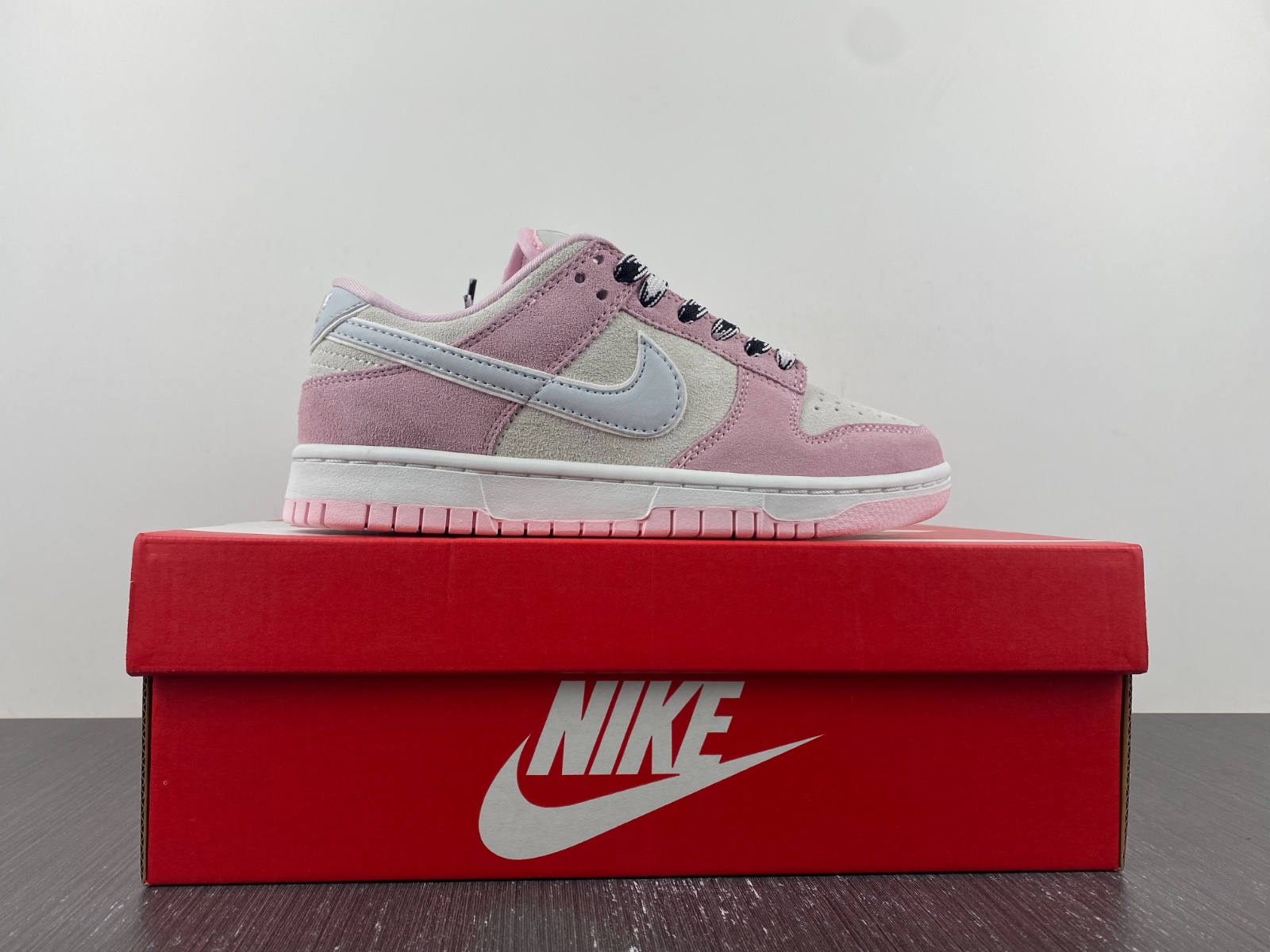 Nike Dunk Low LX "Pink Foam" DV3054-600