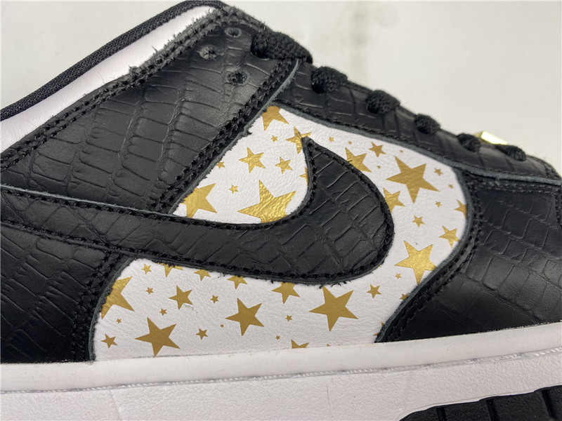 Supre* X Dunk Low OG SB QS 