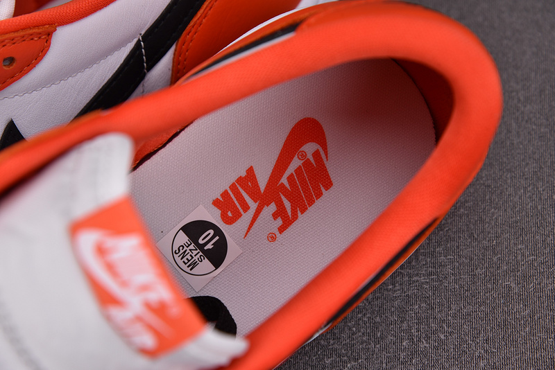 Air Jordan 1 Retro Low OG