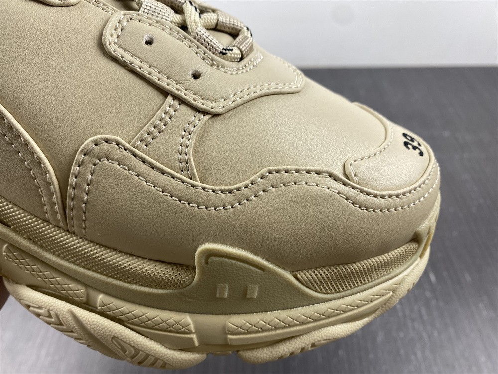 Balenciaga TRIPLE S TRAINER