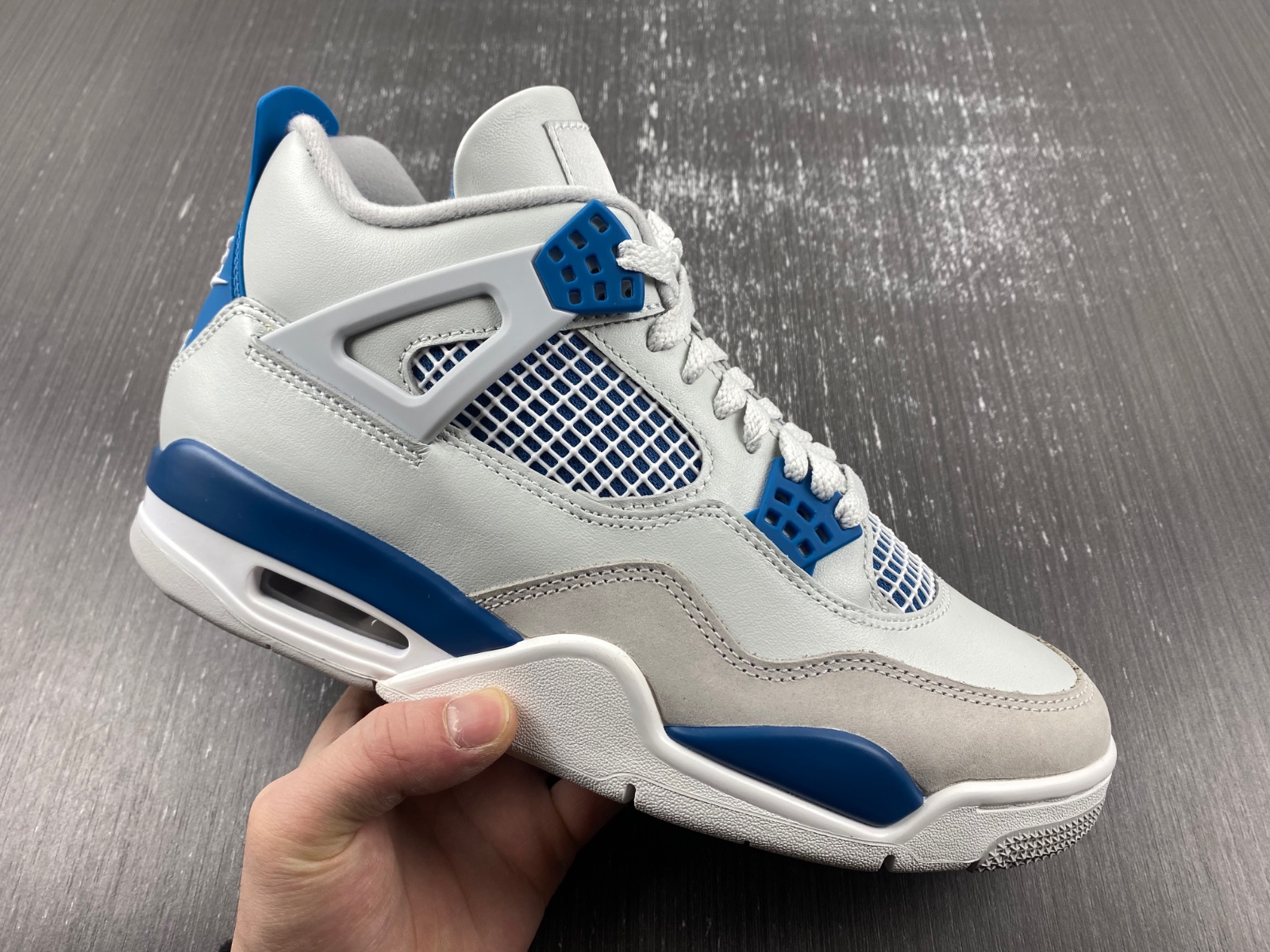 Air Jordan 4 Retro 2024