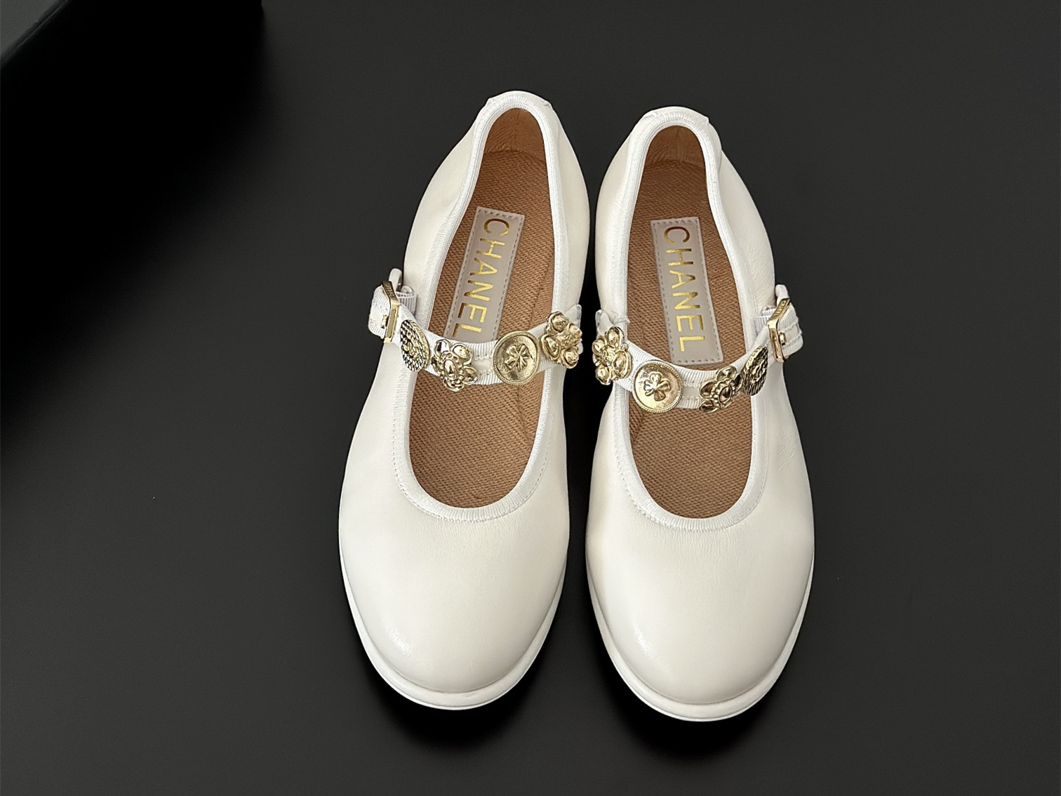 Chanel Mary Janes CH-13