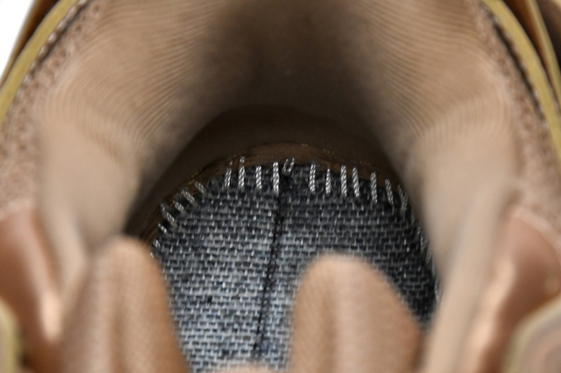 Balenciaga Tess S. Coffee Brown 542023 W1GB1 2154