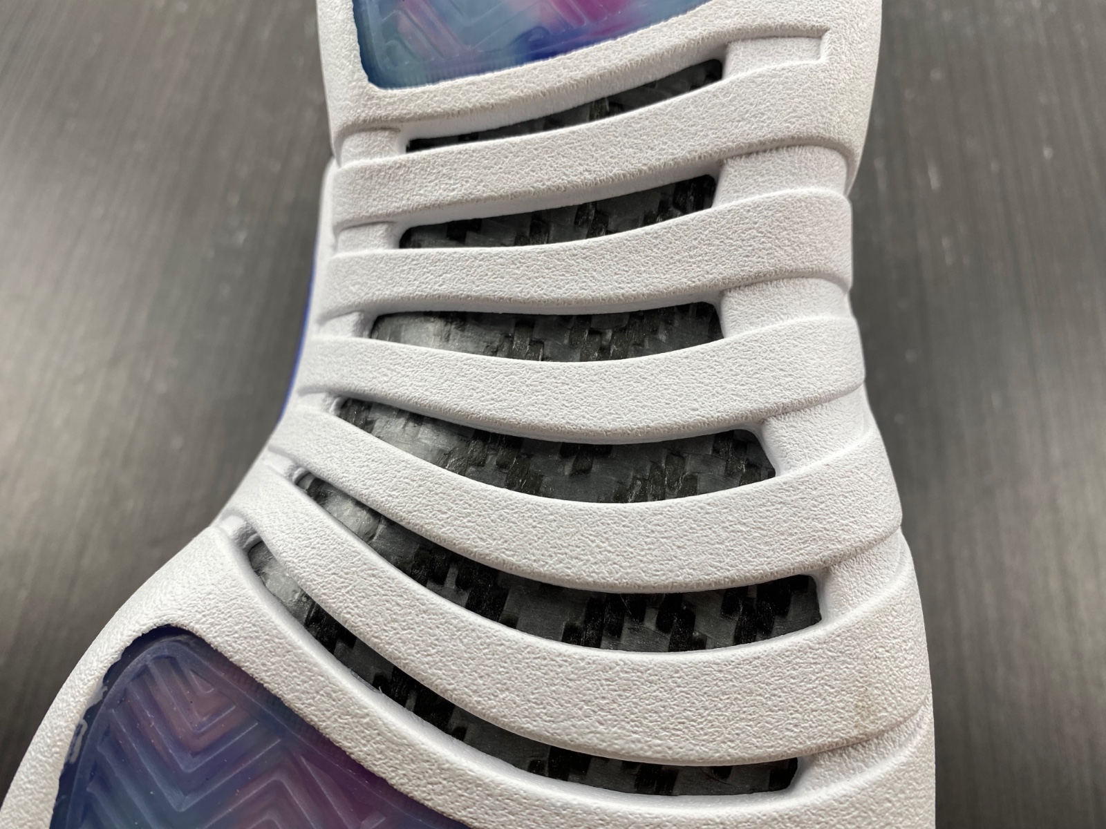 Air Jordan 12 Retro Hyper Royal AO6068-004