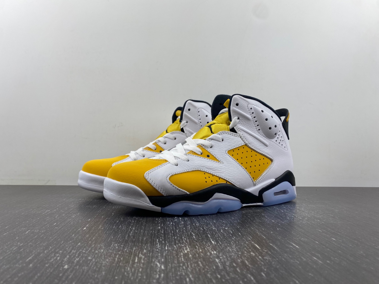 Air Jordan 6