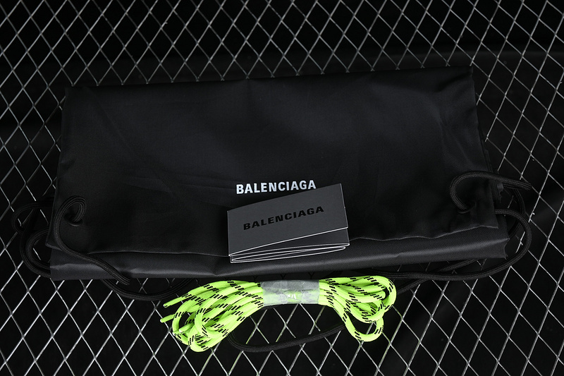 Balenciaga TRIPLE S TRAINER
