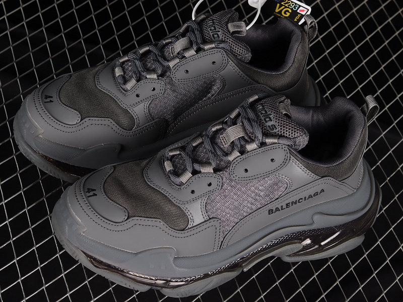 Balenciaga TRIPLE S TRAINER