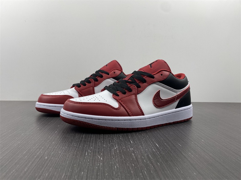 Air Jordan 1 Low 