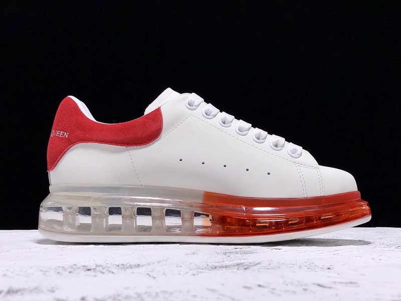 MCQUEEN OVERSIZED SNEAKER