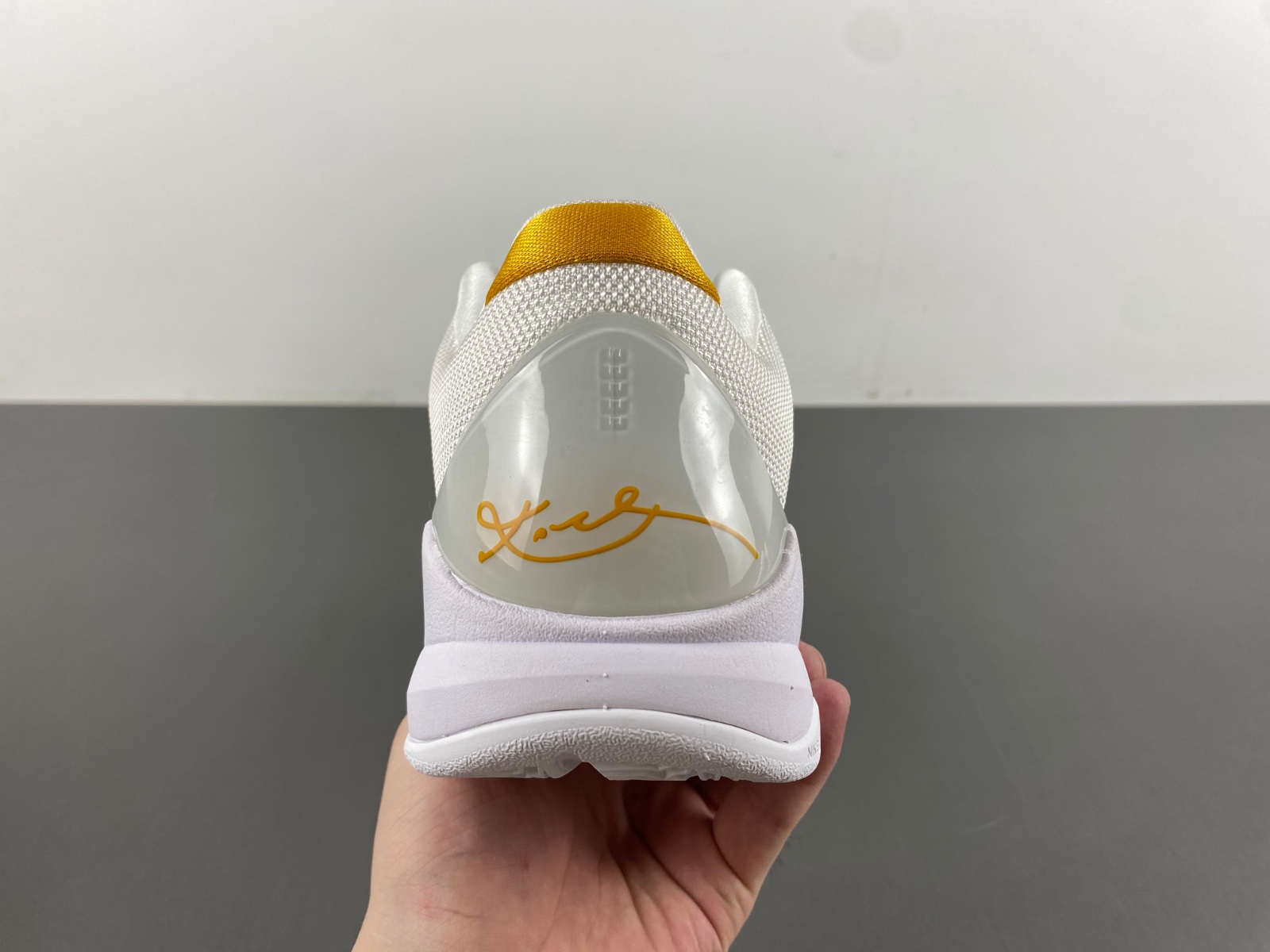 Nike Zoom Kobe 5 Protro Alternate Bruce Lee   CD4991-101