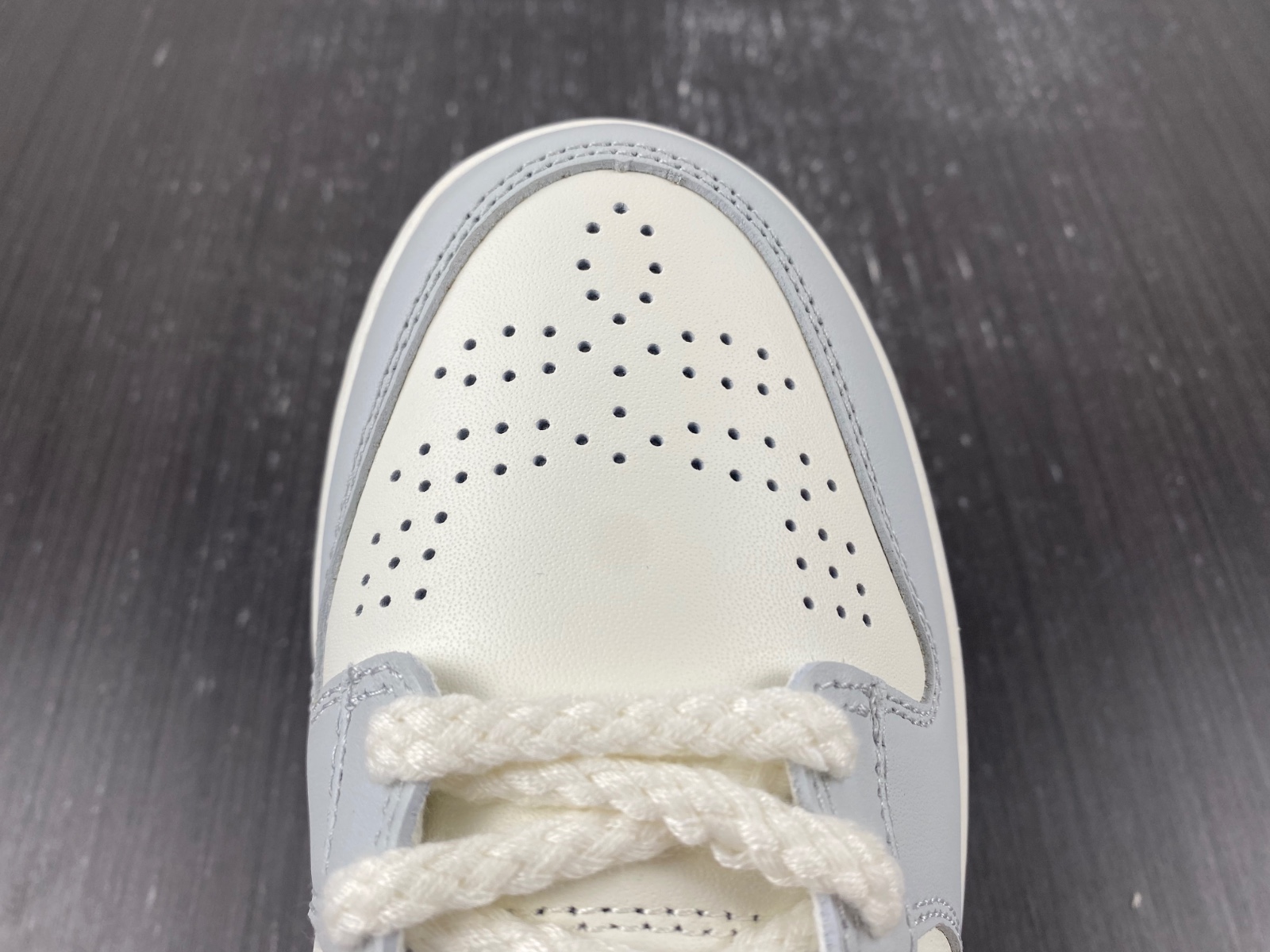 Nike Dunk Low "Needle Thread" FJ4553-133