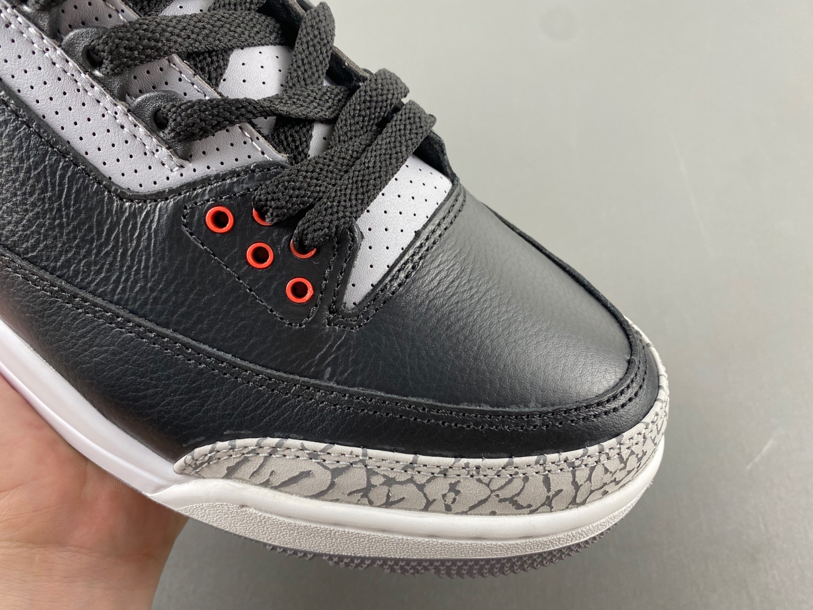 Air Jordan 3 OG “Black Cement”  SKU:DN3707-010