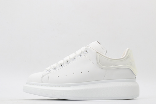 MCQUEEN OVERSIZED SNEAKER