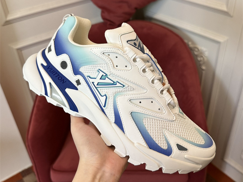 LV Runner Tatic Sneaker