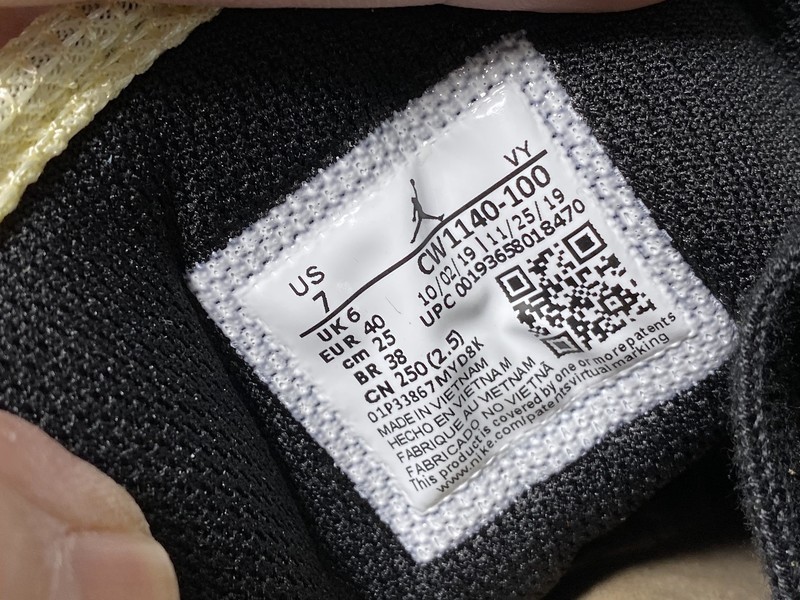 Air Jordan 1 Mid SE Multi CW1140-100