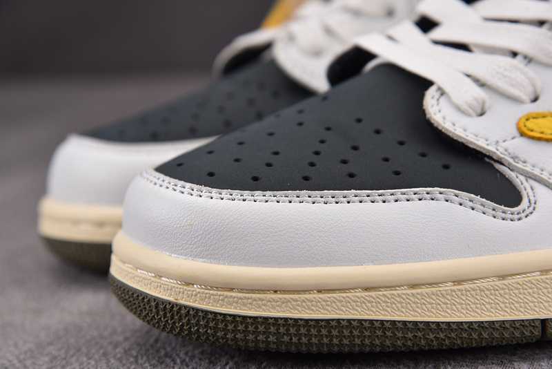 Fragment x Travis scott x Air Jordan 1 Low OG SP