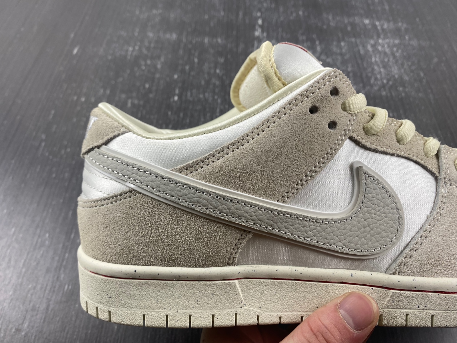 Nike SB Dunk Low Valentine