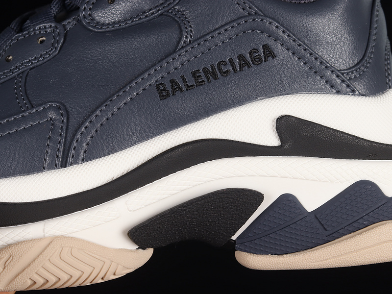 Balenciaga TRIPLE S TRAINER
