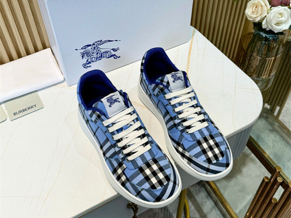 Burberry Check Terrace Sneakers  BBR--3008