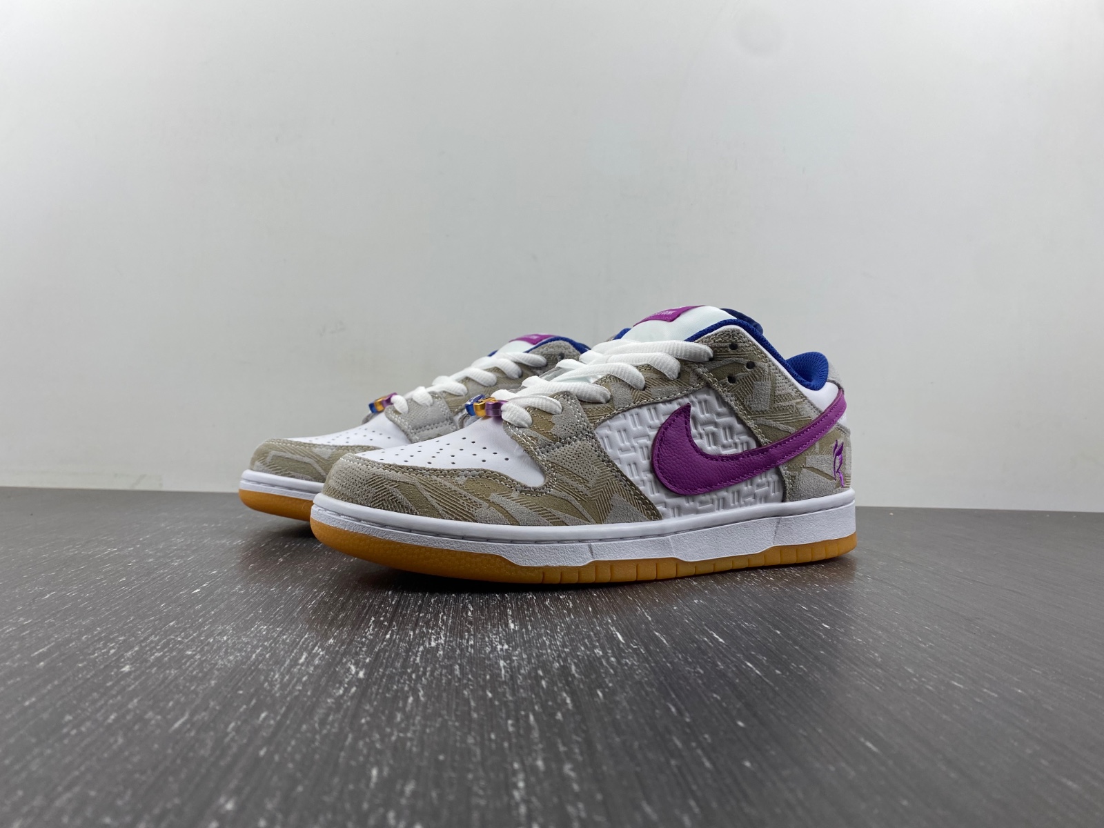 Rayssa Leal x Nike SB Dunk Low FZ5251-001