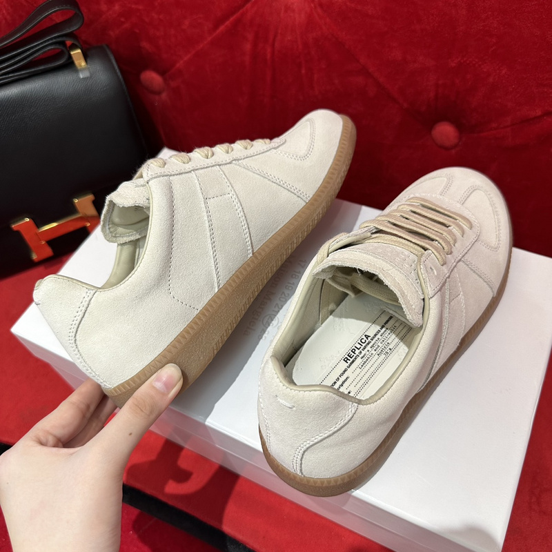 Maison M0rgiela Trainer (GATs)