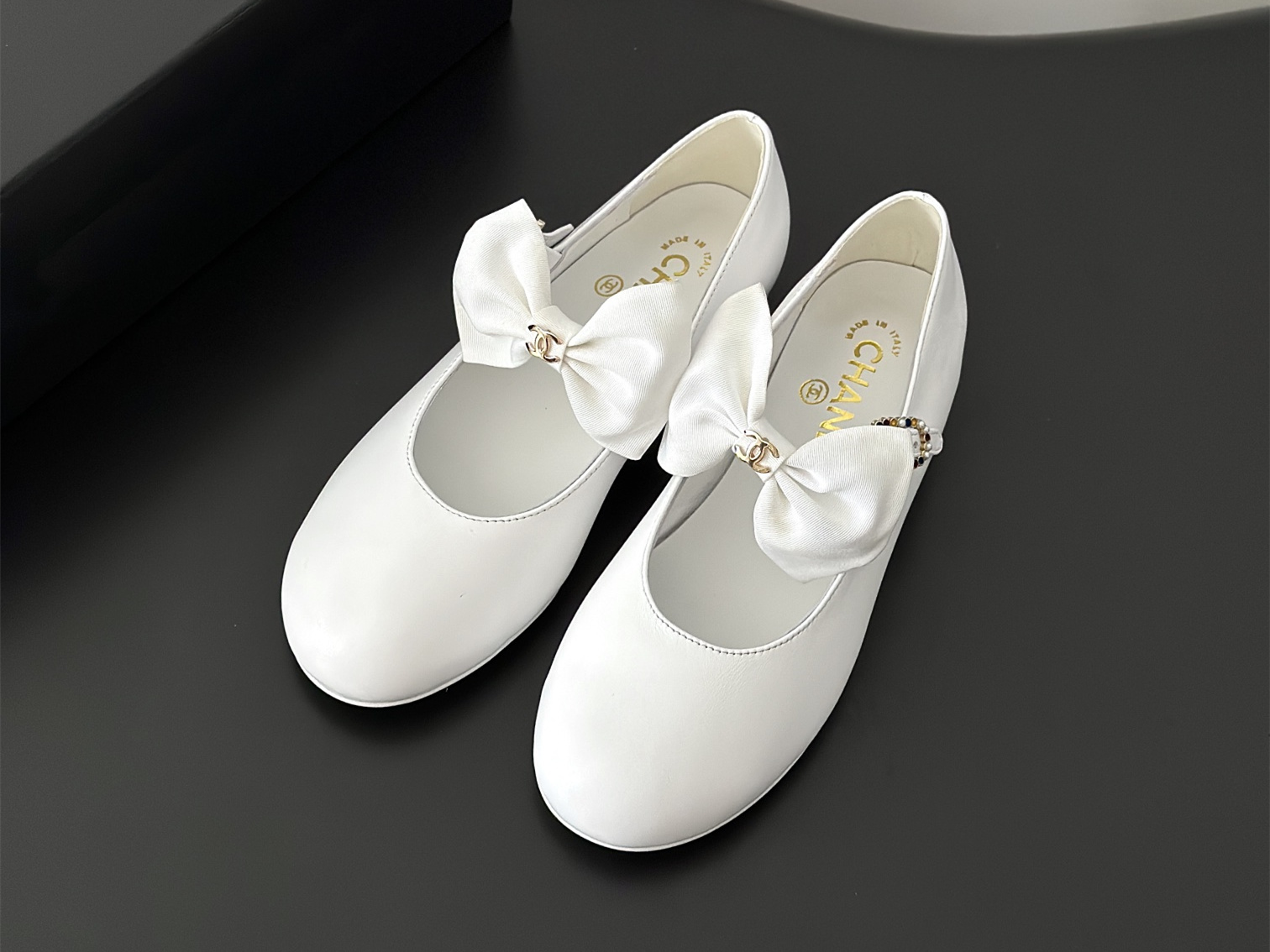 Chanel  Mary Janes  CH-6