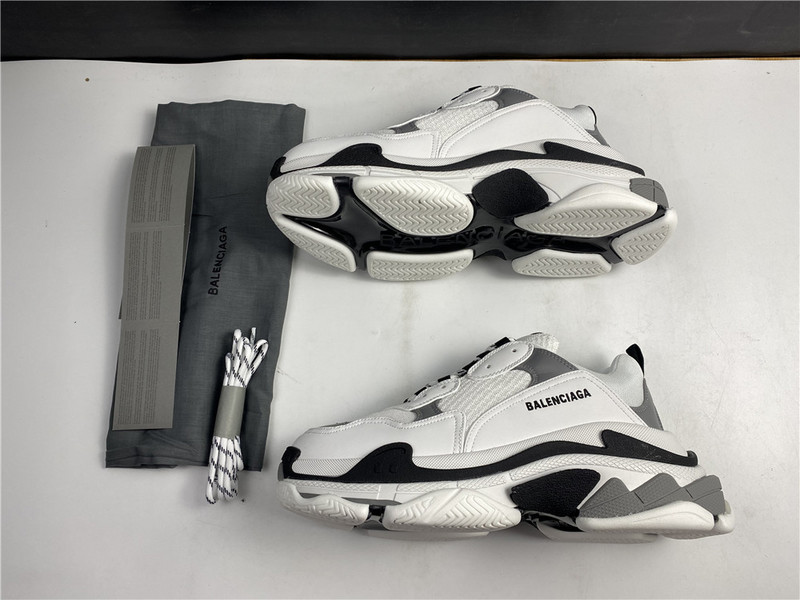 Balenciaga TRIPLE S TRAINER