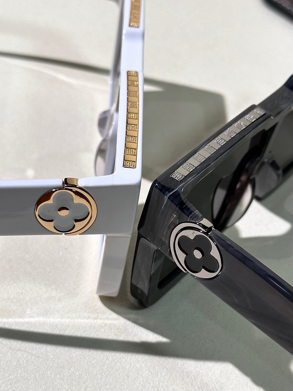 LOU1_TON Sunglasses 202304004