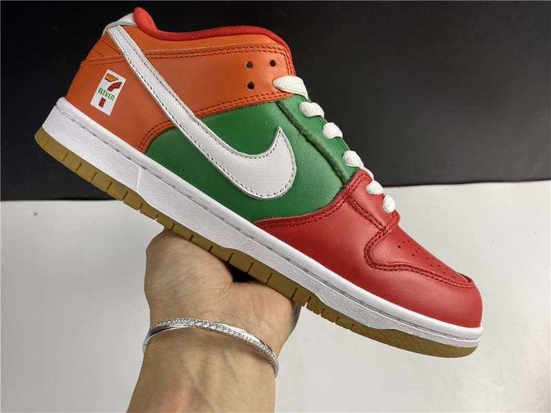 Nike SB Dunk Low 7 Eleven - CZ5130-600