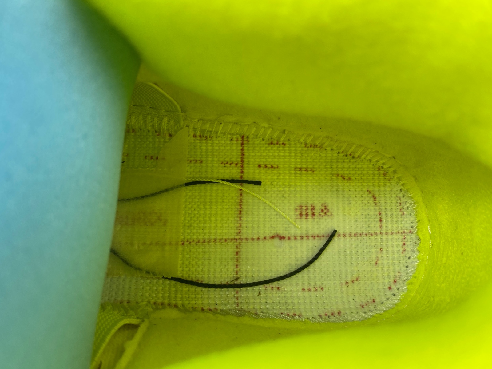 Air Jordan4 tennis ball