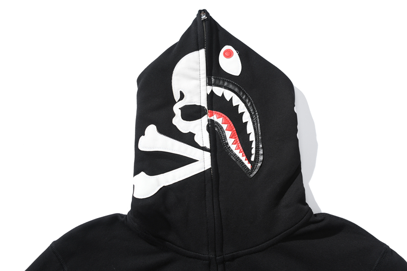 Bape Hoodie 2301028