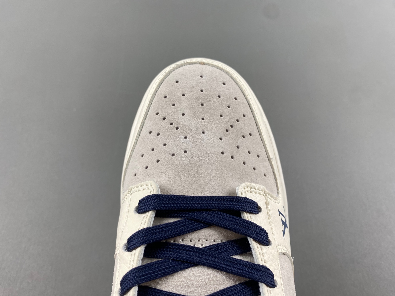 Nike SB Dunk Low    FC1688-134