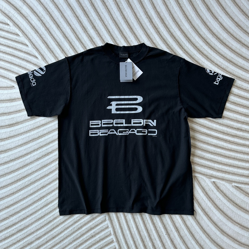 Balenc1aga T-SHIRT 2404022