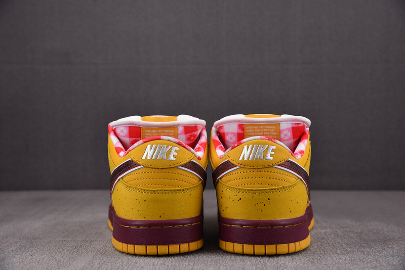 Concepts x Dunk Low Premium SB 