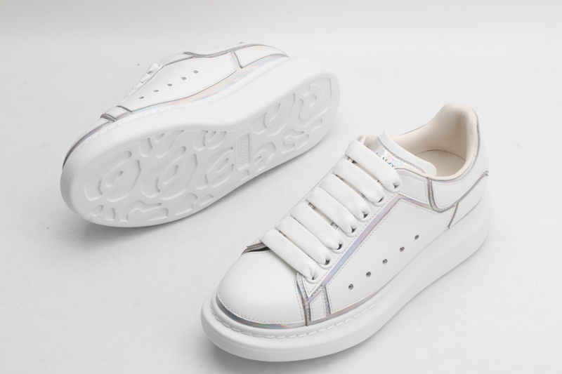 MCQUEEN OVERSIZED SNEAKER