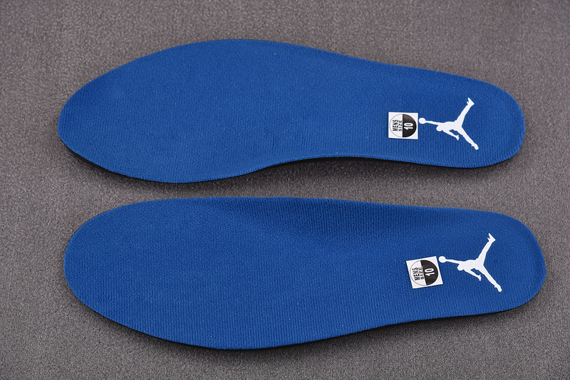 Air Jordan 3 "Wizards" CT8532-148