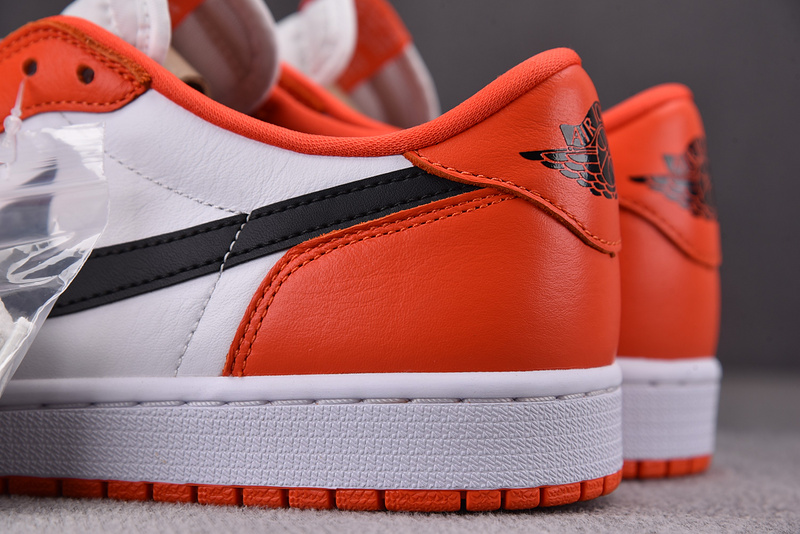 Air Jordan 1 Retro Low OG