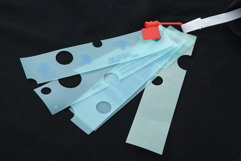 OFF-WHITE T-SHIRT 2302018