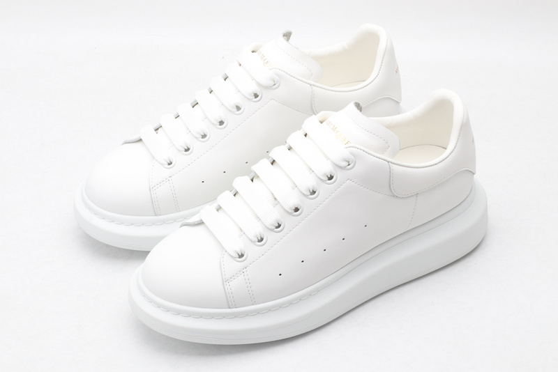 MCQUEEN OVERSIZED SNEAKER