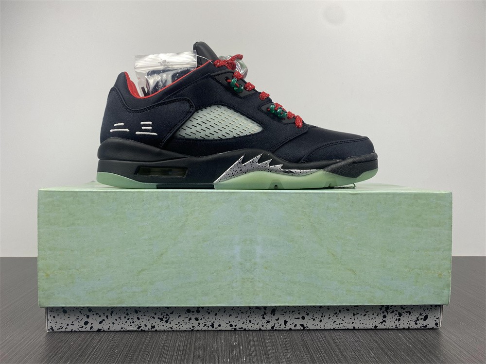 Air Jordan 5 Retro Anthracite DM4640-036