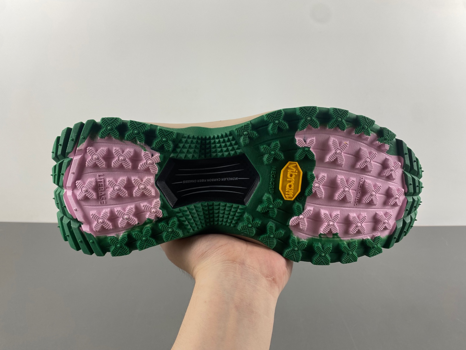 Moncler Trailgrip Lite 2 Sneakers  MC-004