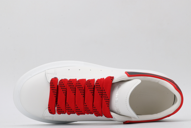 MCQUEEN OVERSIZED SNEAKER