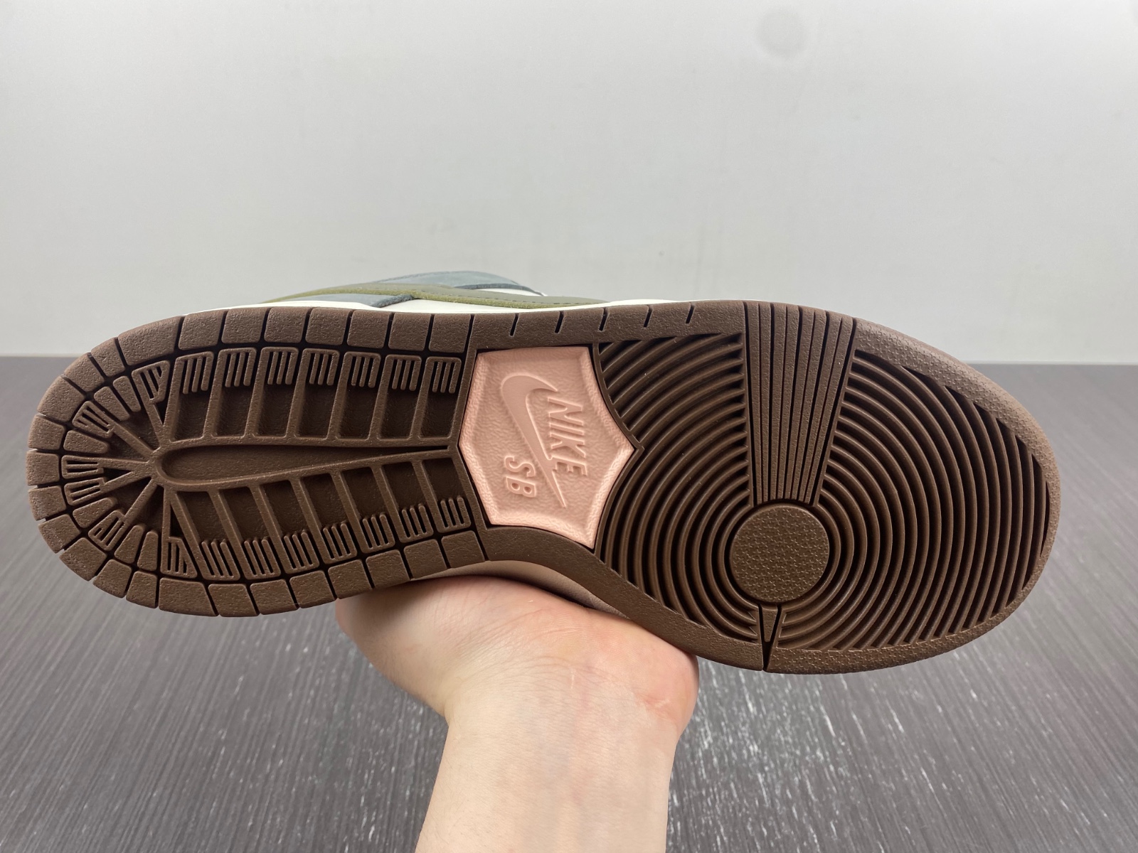 Yuto Horigome x Nike SB Dunk Low FQ1180-001