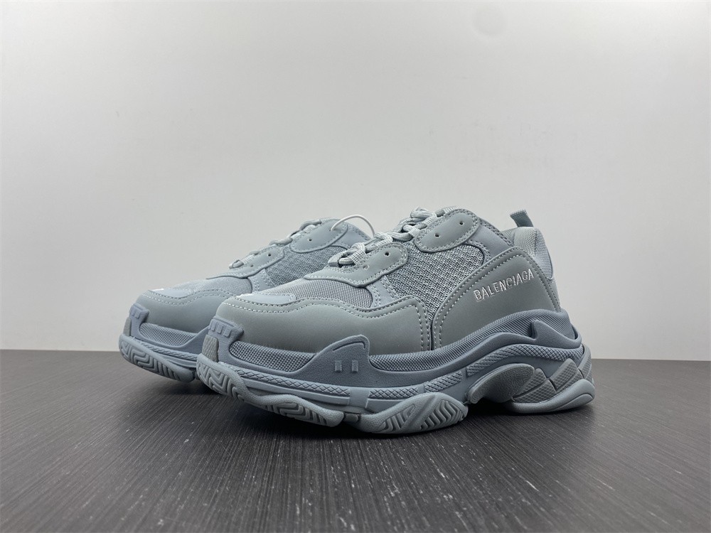 Balenciaga TRIPLE S TRAINER