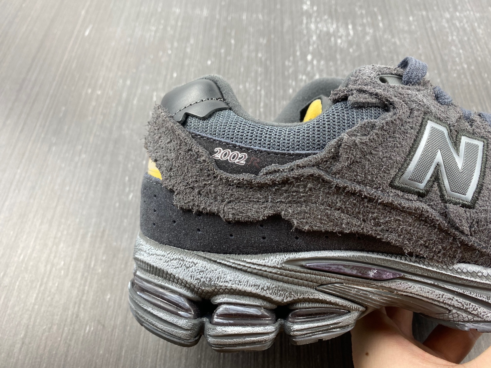 New Balance 2002R Protection Pack Phantom - M2002RDB