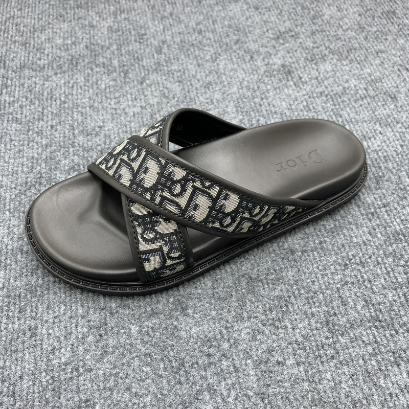 D1OR AQUA SANDAL (EU39-EU45)