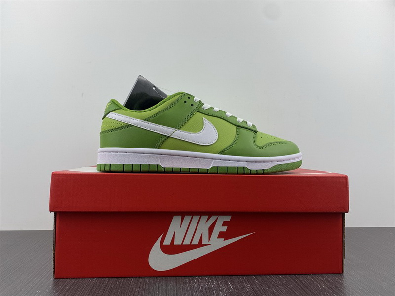 Nike Dunk Low Chlorophyll - DJ6188-300