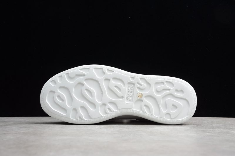 MCQUEEN OVERSIZED SNEAKER