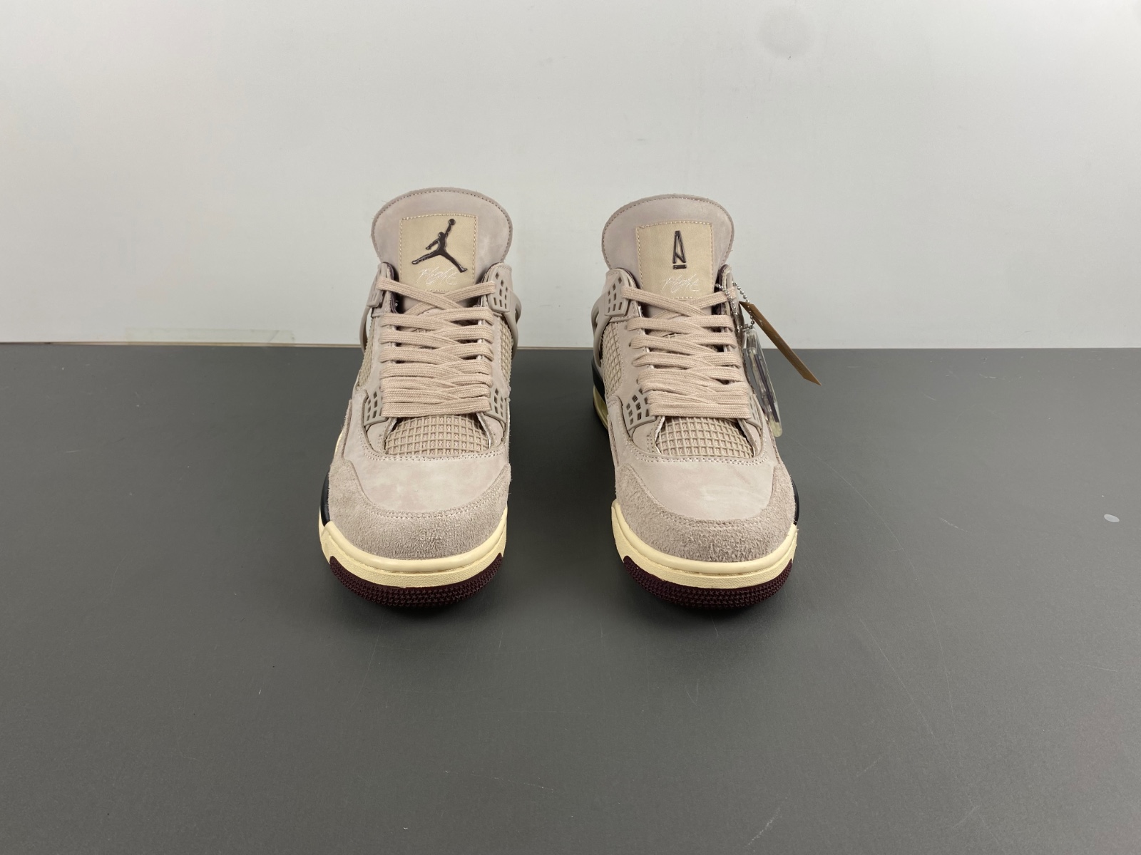 A Ma Maniére x Air Jordan 4 “Fossil Stone”  FZ4810-200