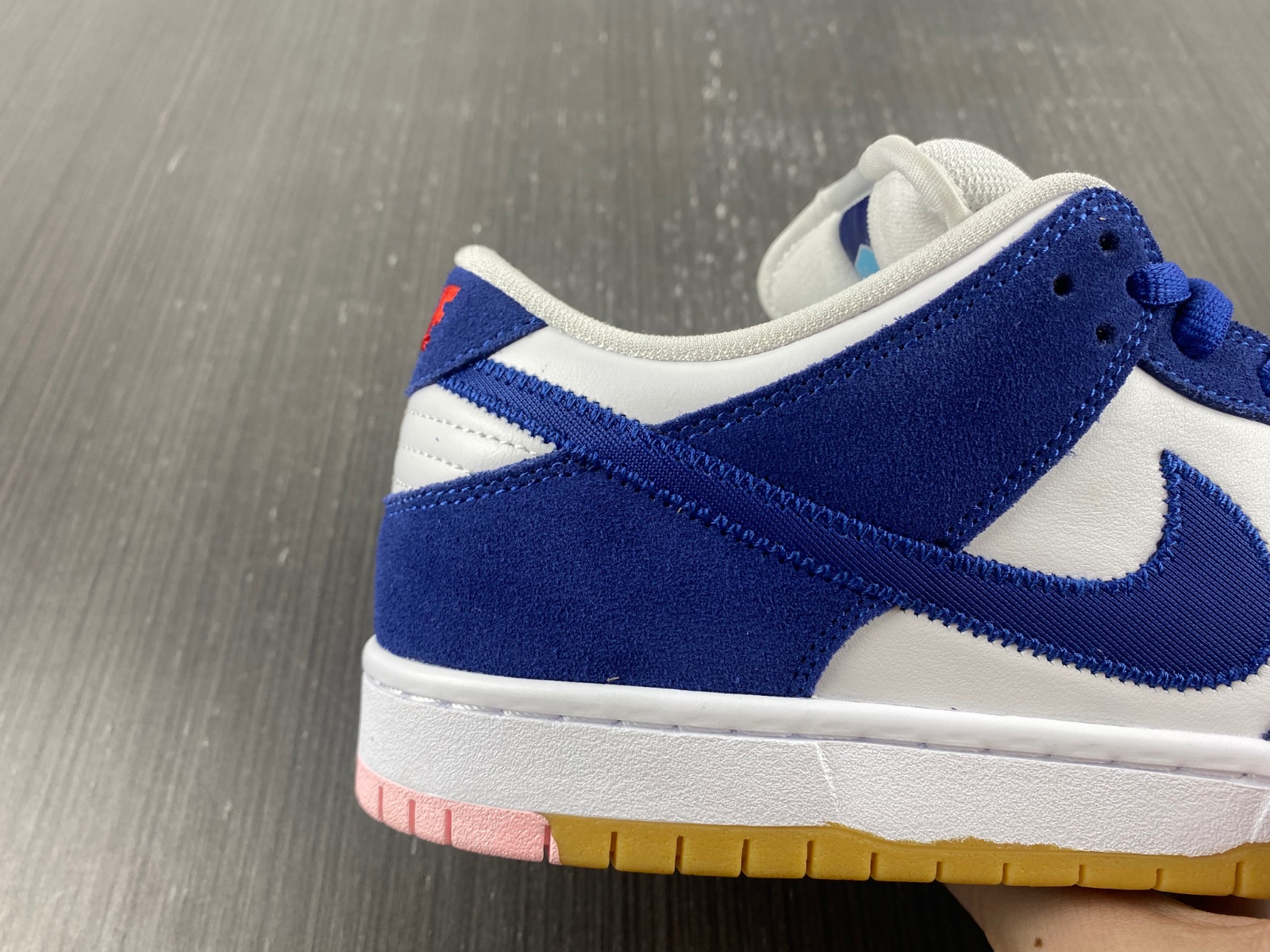 Nike SB Dunk Low "LA Dodgers" DO9395-400